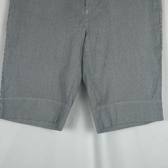 Madison Gray White Striped Nautical Coastal Bermuda Shorts NWOT Size 6 - Picture 3 of 10